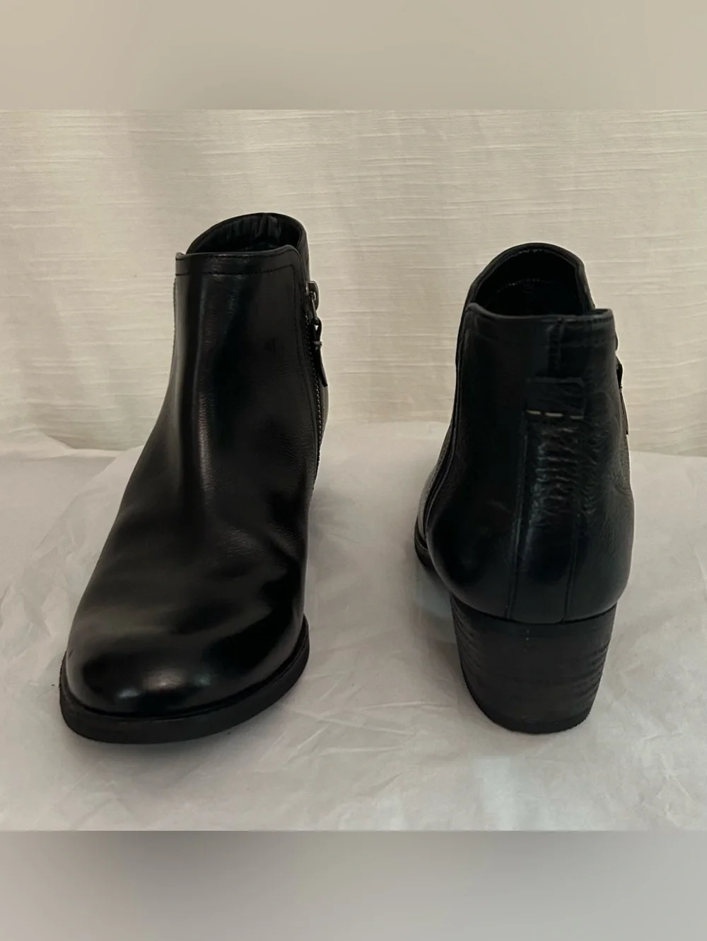 Clarks classic black
